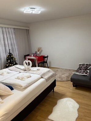 1 quarto, roupa de cama