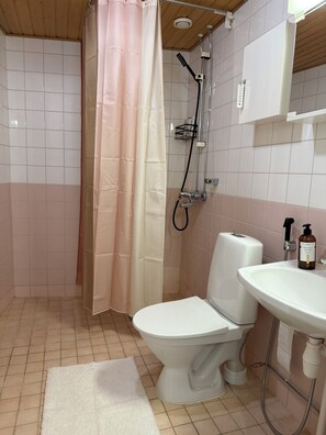 Toallas y papel de baño