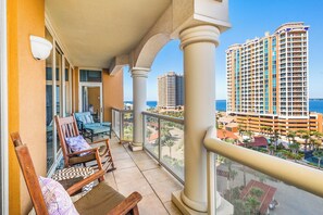 Property grounds - Tower 3*Short stroll to the Beach! (Pensacola Beach)