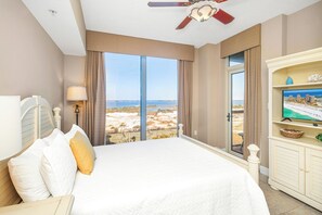 2 bedrooms, iron/ironing board, WiFi, bed sheets - Tower 3*Short stroll to the Beach! (Pensacola Beach)