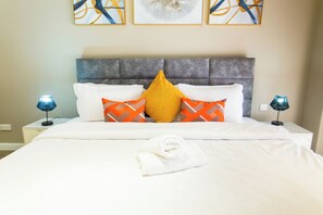 2 bedrooms, iron/ironing board, WiFi, bed sheets - Lovely Two Bedroom Apartment at Pearl in City (Accra)