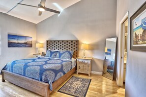 Iron/ironing board, free WiFi, bed sheets - 🐬Waterway Views🌞Quick Walk to Beach🌴Intercoastal #209 - Intercoastal Escape (Indian Shores)