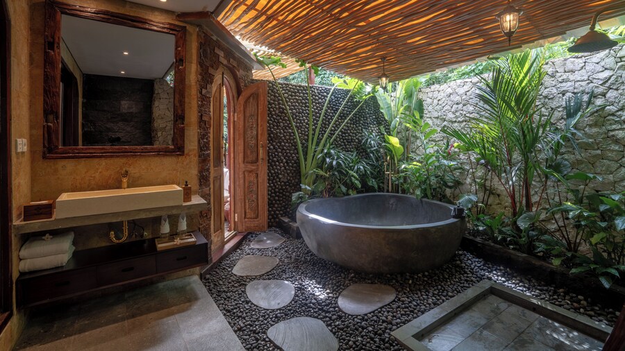 Aksmi Suites & Villas