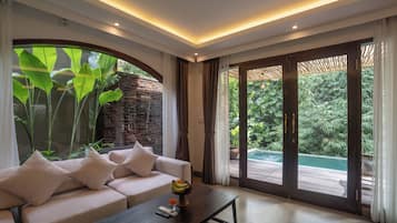 Villa exclusiva, 1 habitación, vista al río | Área de sala de estar