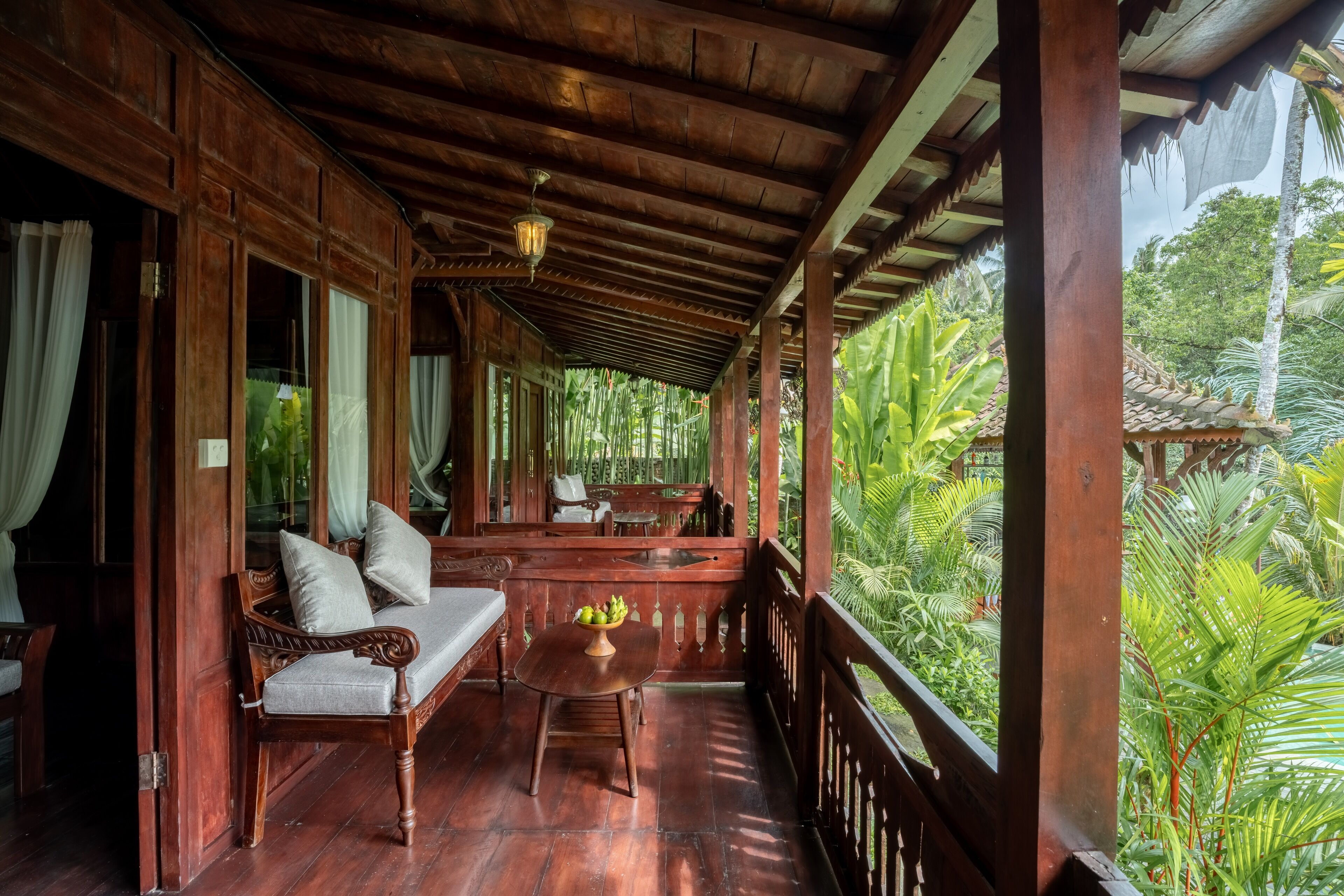 Aksmi Wooden Room with Garden View | Terrace/patio