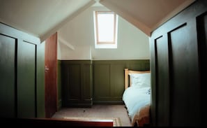Internet, bed sheets - 2 Bedroom Cottage, Buxton, King & 2x Single Beds. Pet Friendly (Buxton)