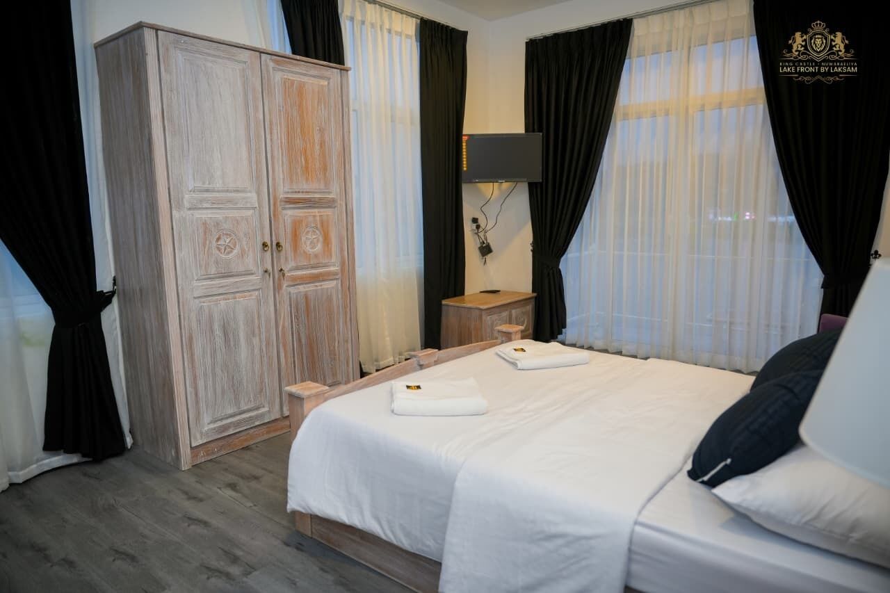 Rideaux occultants, fer et planche à repasser, Wi-Fi gratuit