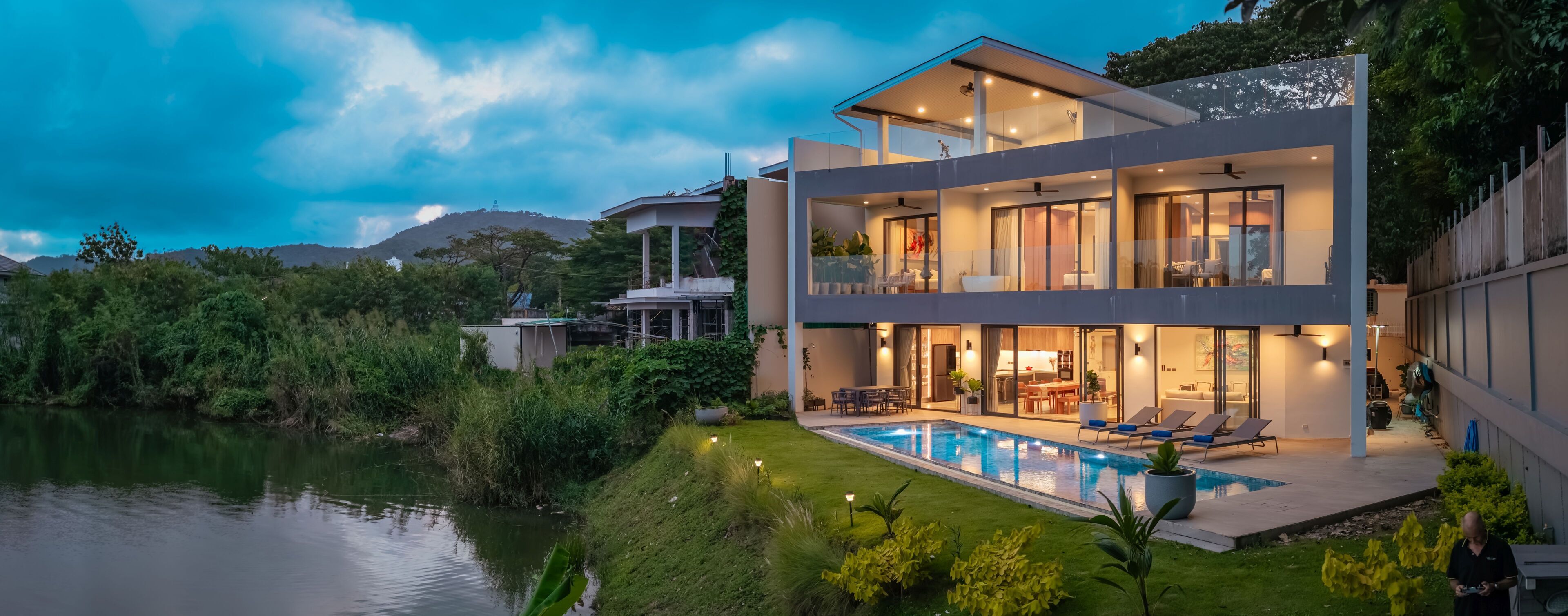 Luxury Villa, Lake View | Lake view