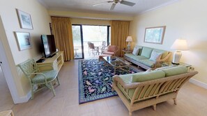 TV, DVD player, ping pong, books - Oceanfront 7 Mile Beach, 2nd Floor Luxury - Condo #25 - The Islands Club (Grand Cayman)