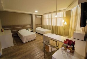 واي فاي مجانًا وملاءات أسرّة