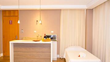 Wi-Fi de cortesia, roupa de cama