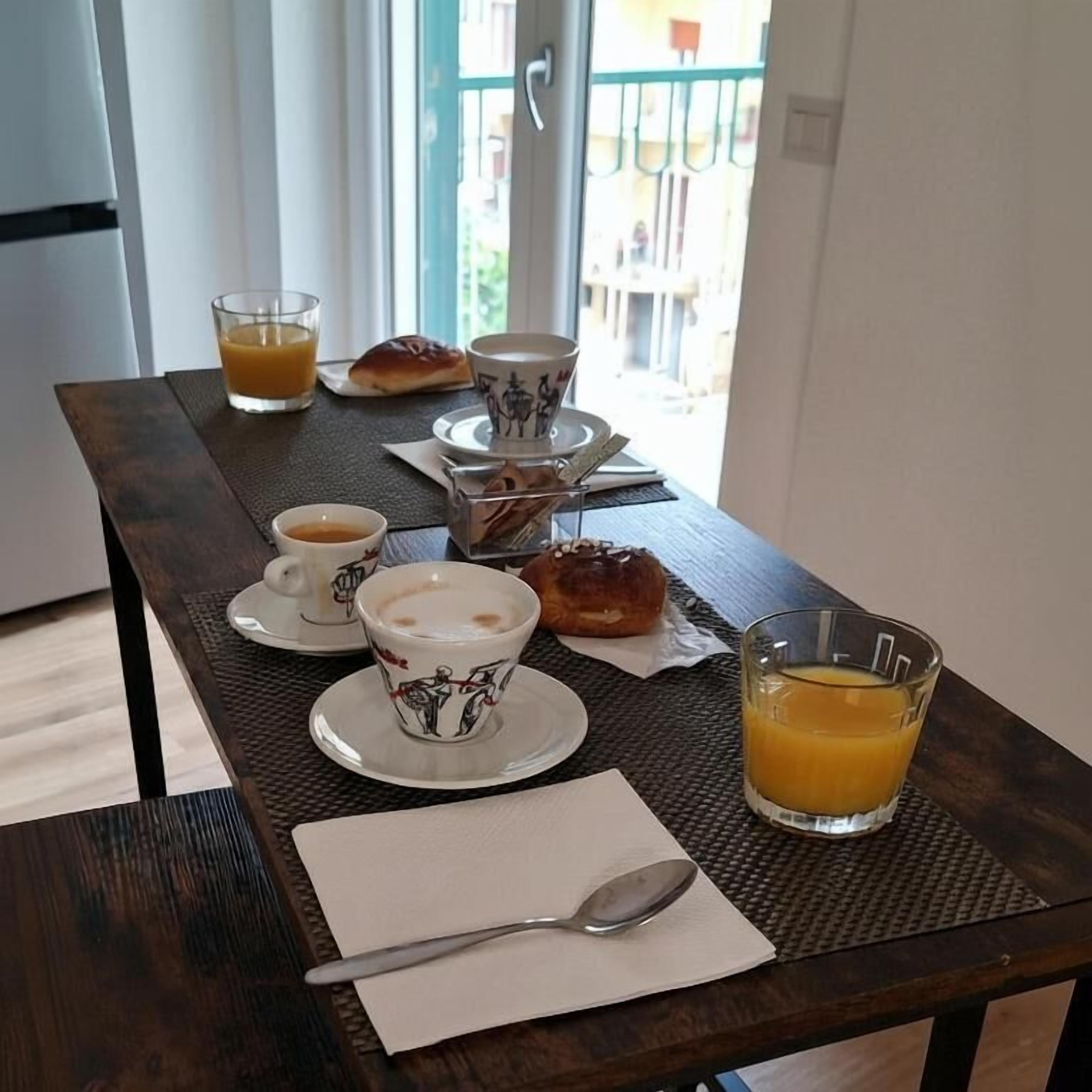 Petit déjeuner complet compris tous les jours