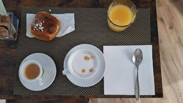 Colazione completa inclusa, servita tutte le mattine
