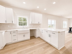 Interior - 5 Bedroom, Private Pool, Elevator - Life's A Beach (Surfside Beach)