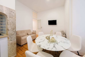Dining - A stylish Lisbon retreat in Baixa-Chiado, blending classic azulejo tiles with modern comfort, just minutes from the Tagus River. (Lisbon)