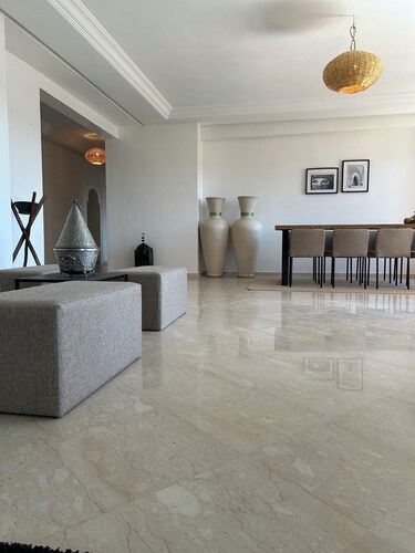 Phenomenal 4-bedroom condo with AC in lovely Marrakesh