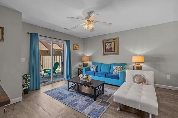 Smart TV - Coastal Beachside Bliss 2BR · 3 min Walk to Beach • Close to Grand Strand Med • (Myrtle Beach)