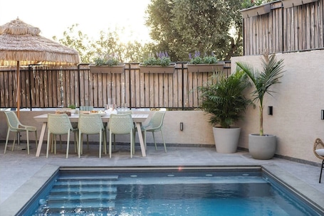 Pool. Maagal Hasheshem - Guest House for the Soul 1