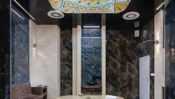 Couples treatment room(s), Turkish bath/hammam, body treatments