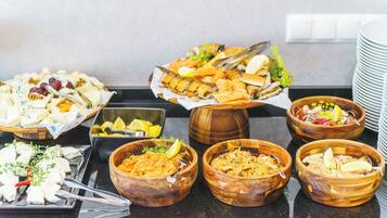 Desayuno buffet incluido todos los días