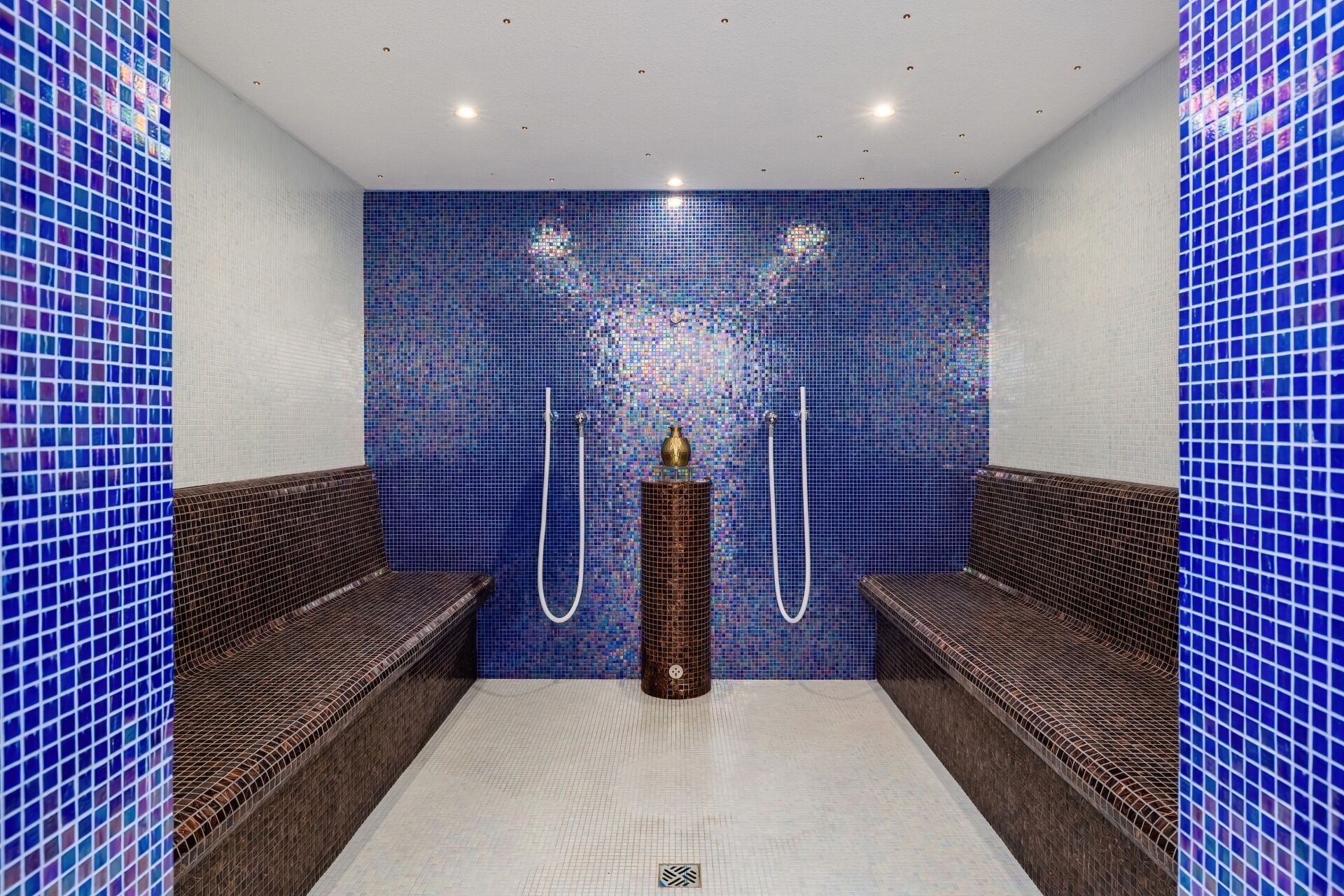 Espace de soins pour les couples, hammam, soins corporels