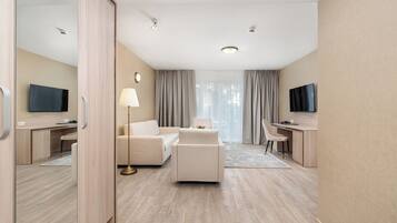 Deluxe Apartment, Balcony, Garden View | In-room safe, soundproofing, free WiFi, wheelchair access