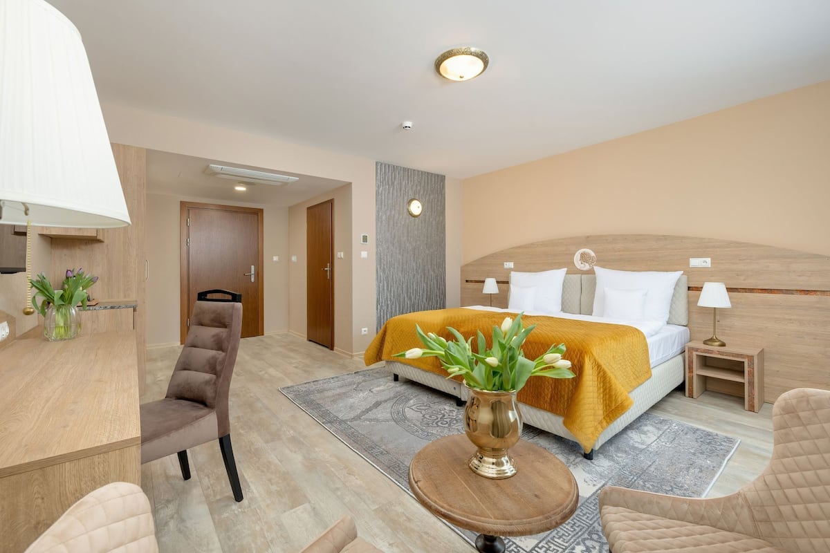 Chambre Triple Supérieure, balcon