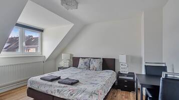 1 bedroom, WiFi, bed sheets