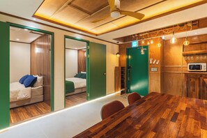 Iron/ironing board, WiFi, bed sheets - 명동 5분, Namsan, 3BR 2BA, 로맨틱테라스 (Seoul)