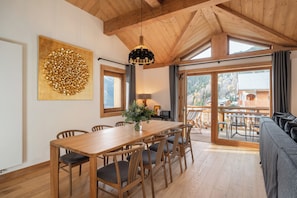 Dining - Peridot – Family alpine escape, Champagny (Champagny-en-Vanoise)