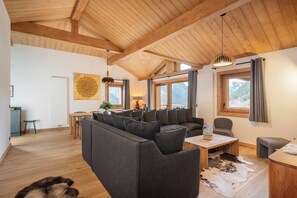 Living area - Peridot – Family alpine escape, Champagny (Champagny-en-Vanoise)