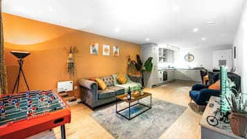 Smart TV, table football