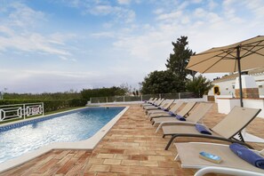 Pool - Villa Monte Domingos Simões - A truly traditional Portuguese villa with private pool (Albufeira)