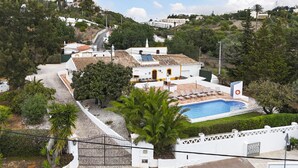 Unclassified image, 2 of 55, button - Villa Monte Domingos Simões - A truly traditional Portuguese villa with private pool (Albufeira)