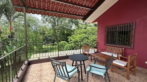Terrace/patio - Valle del Arenal House Family Home in La Fortuna (La Fortuna)
