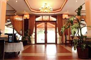 Front of property - Nalinthone Residence and Cafe (Vientiane)