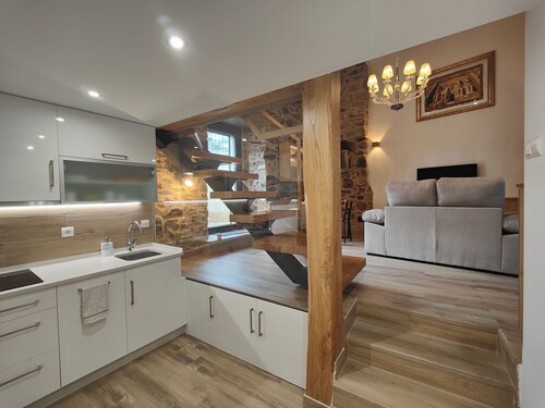 Near Santiago de Compostela, restored century-old rural house with terrace