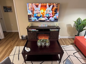 Smart TV, tenis de mesa y libros 