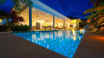 Alberca al aire libre