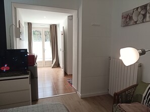WiFi, bed sheets - Cosy Vallée Studio (Pau)
