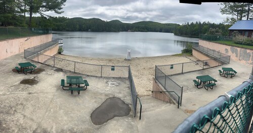 2 private mountain RV pads for rent. Full hook ups