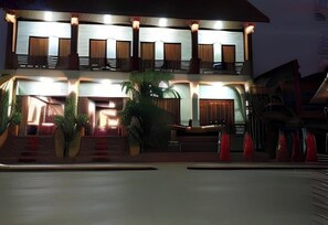 Facciata della struttura