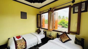 Blackout curtains, iron/ironing board, free WiFi