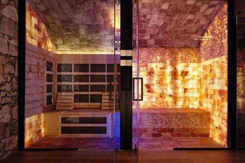 ARICCIA LUXURY HOUSE