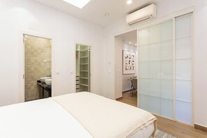Room - En el corazón del distrito de Tetuán, se encuentra este luminoso apartamento de 67 m², ideal para quienes buscan comodidad y tranquilidad en una de las zonas más agradables de Madrid. (MADRID)