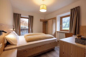 Chambre Double Standard, balcon, vue montagne