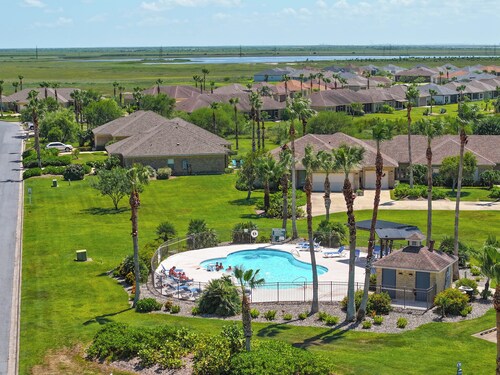Your SPIGC Escape: Golf, Pickleball, Tennis, Pets & Beach Days All sun and fun