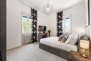 Desk, soundproofing, iron/ironing board, free WiFi - Clodio Welcome (Rome)