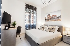 โต๊ะทำงาน, ห้องเก็บเสียง, เตารีด/โต๊ะรีดผ้า, Wi-Fi ฟรี