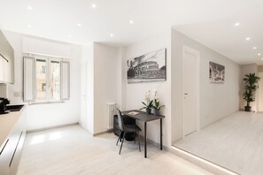 ฝ่ายต้อนรับ